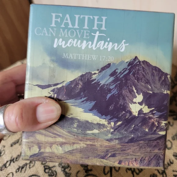 Faithfully yours Faith can move mountains cup with box - Picture 5 of 8